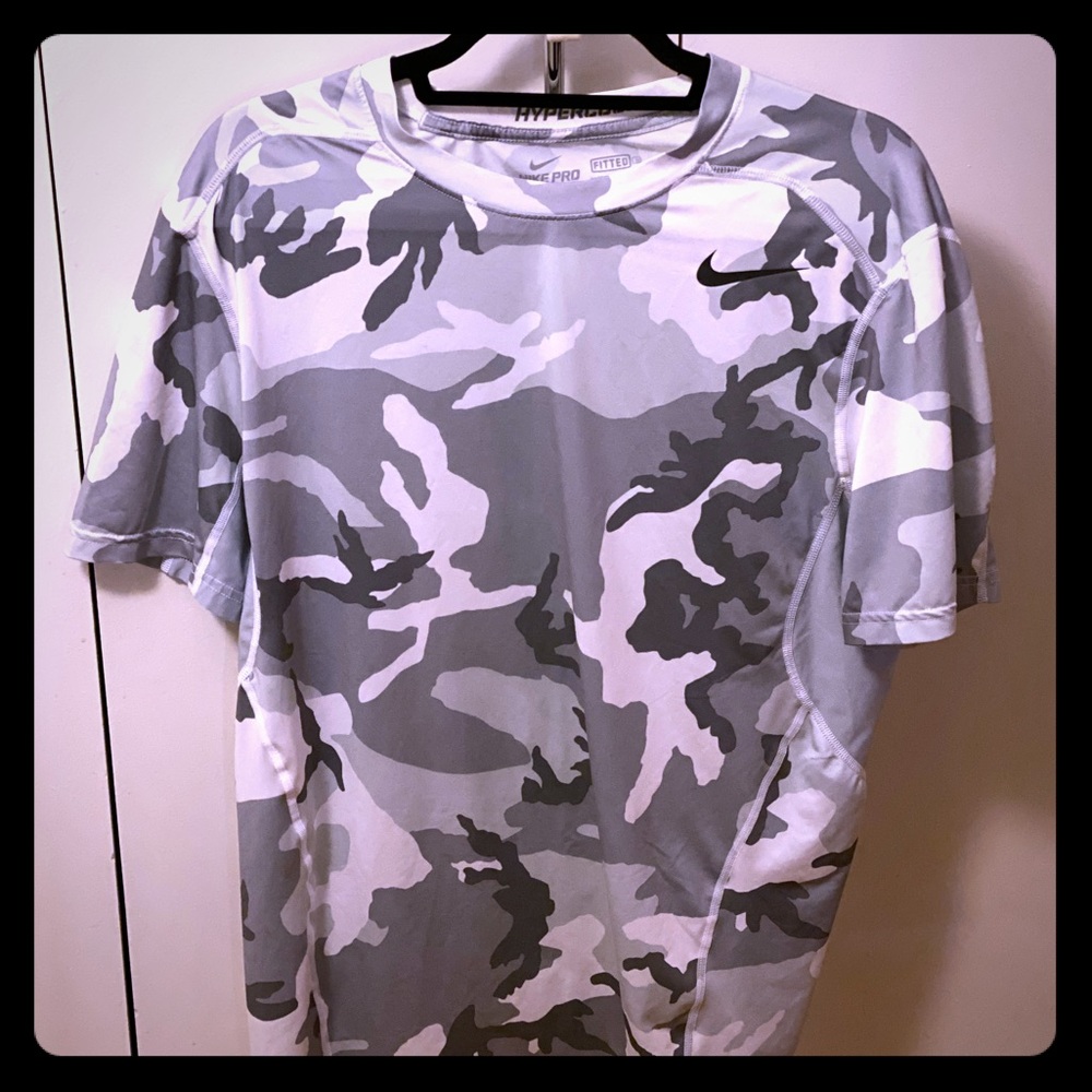 Men’s Nike pro combat dri fit shirt